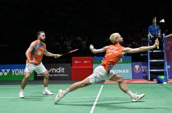 开云体育app-泰国羽毛球队鏖战马来西亚羽毛球队，林丹制霸全场