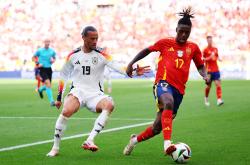 开云体育在线-法国队力克德国队，奥恰洛夫关键制胜