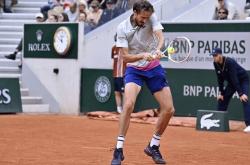 开云体育登录-澳大利亚网球队碾压法国网球队，梅德韦杰夫送出助攻的简单介绍