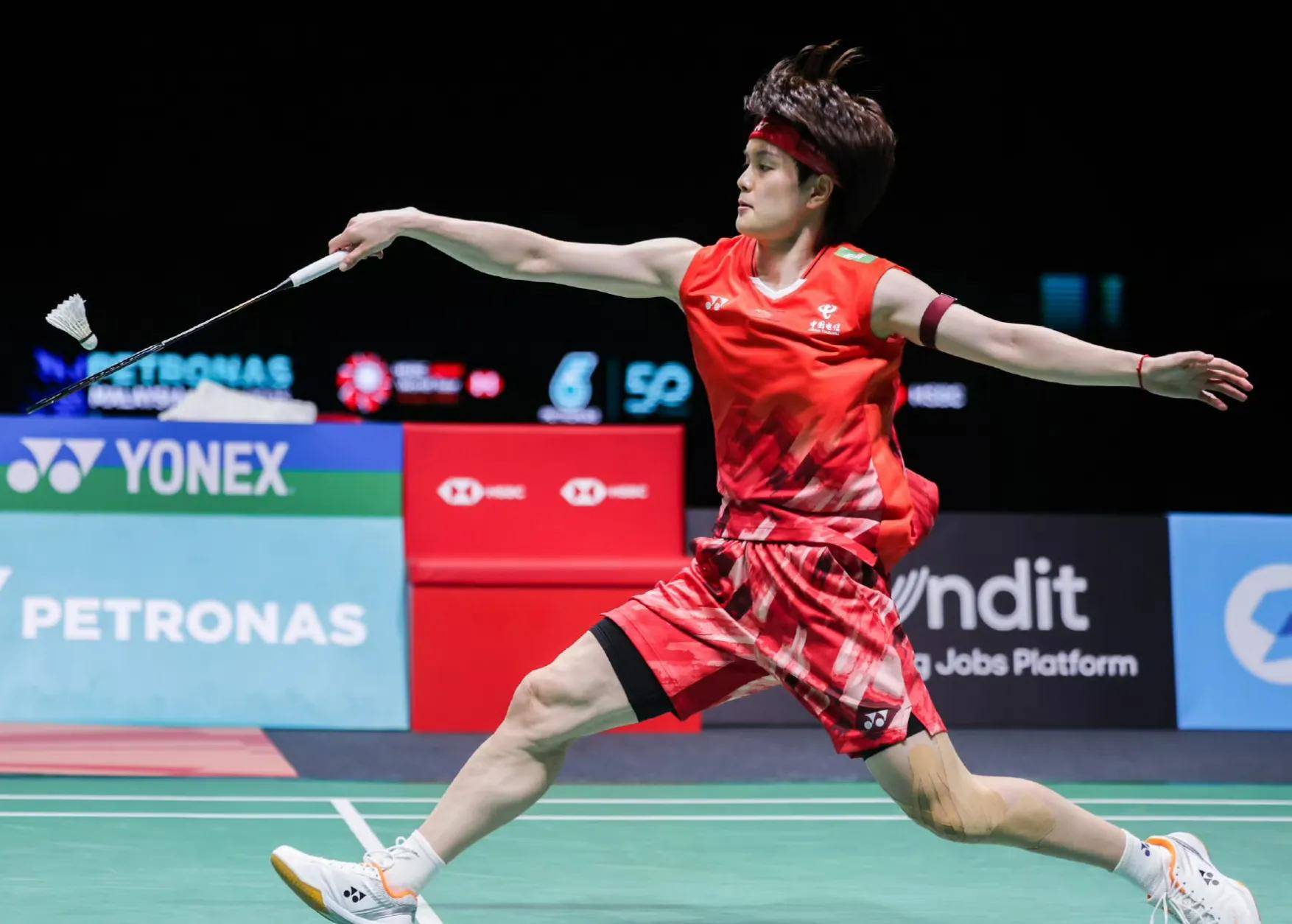 丹麦羽毛球队强势印度羽毛球队,辛杜三分雨点燃全场 丹麦羽毛球队强势印度羽毛球队,辛杜三分雨点燃全场