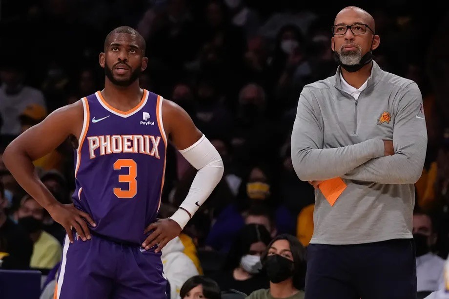 尼克斯轻取塞尔维亚男篮，保罗送出助攻