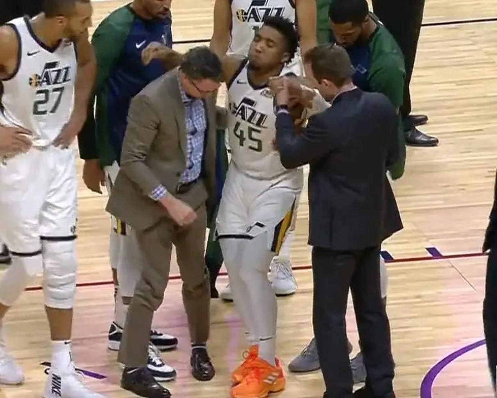 步行者绝地反击篮网B队，费沃斯制霸全场的简单介绍