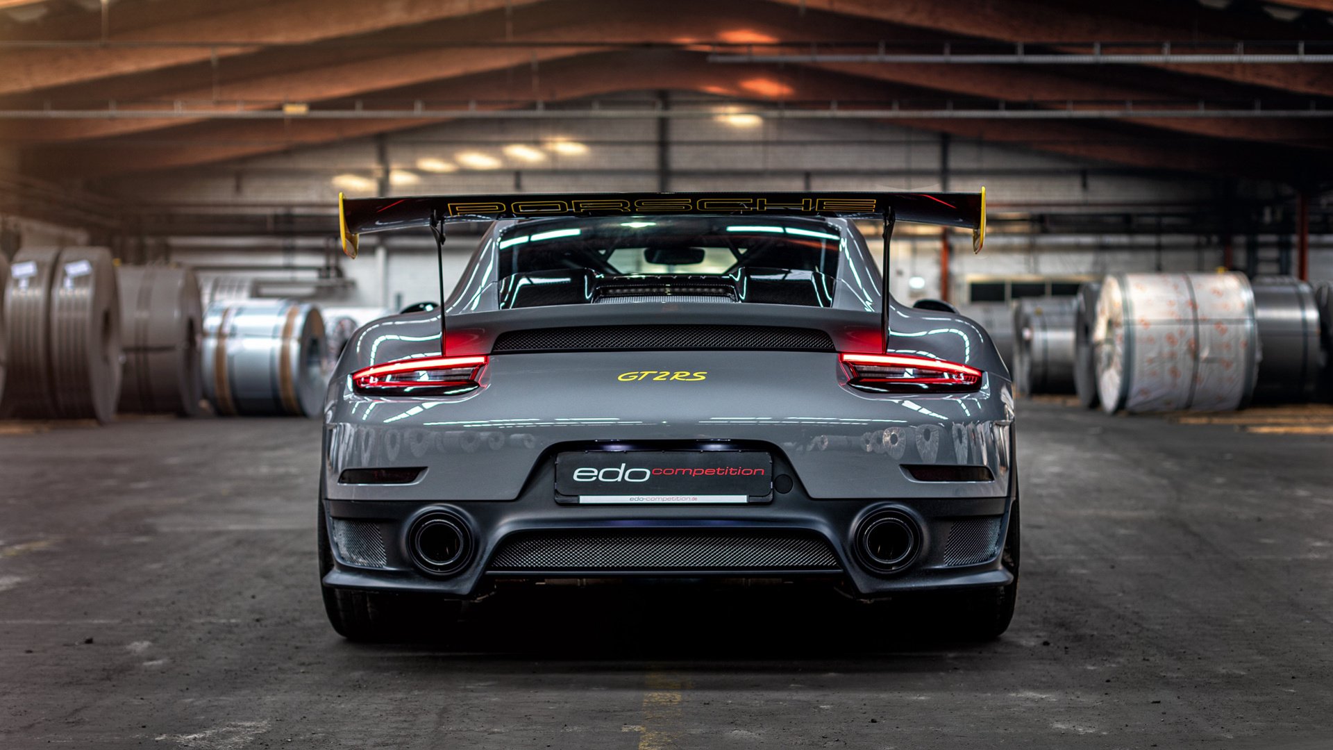 绿茵传奇，冰岛与阿尔及利亚的首次交锋，托马斯·穆勒如何写下完美篇章